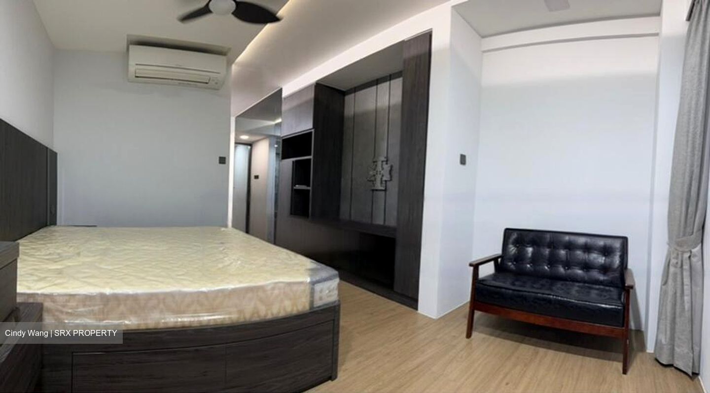 Opera Estate (D15), Terrace #458303851